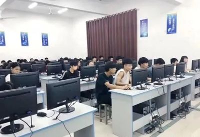 专业解读 计算机网络应用专业——信息管理与服务的核心力量